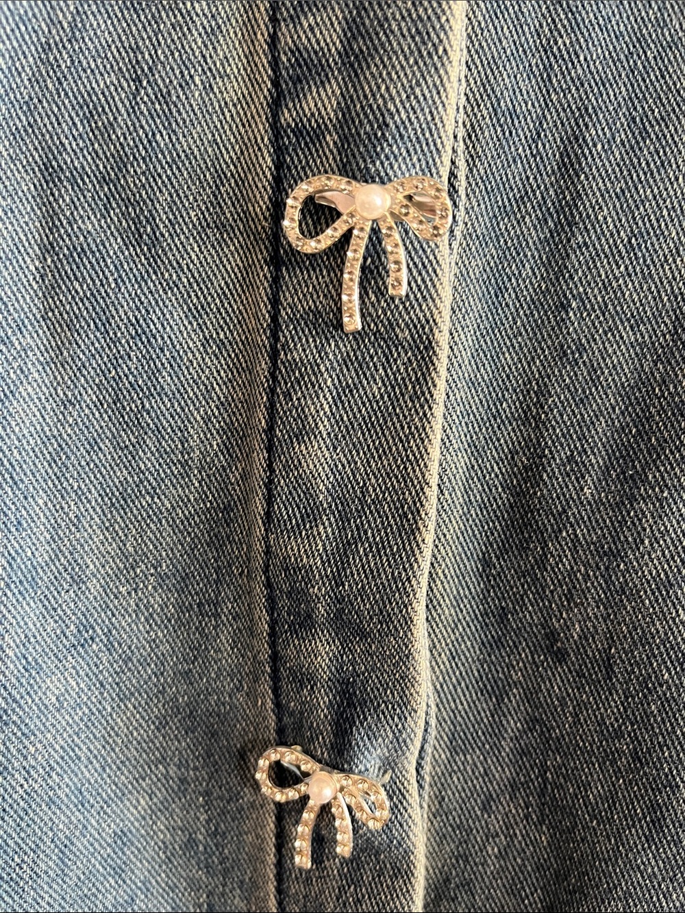 Denim Button-Front Puff Sleeve Dress - Small- top button missing - Picture 3 of 7
